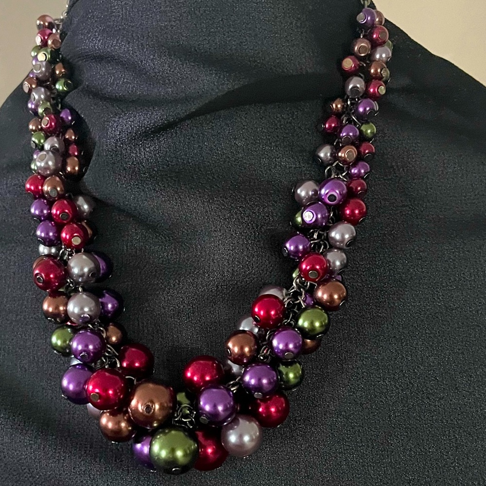 Chunky Beaded Cluster Statement Necklace
